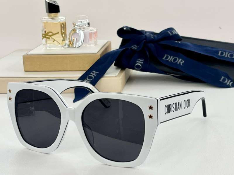 Picture of Dior Sunglasses _SKUfw56609846fw